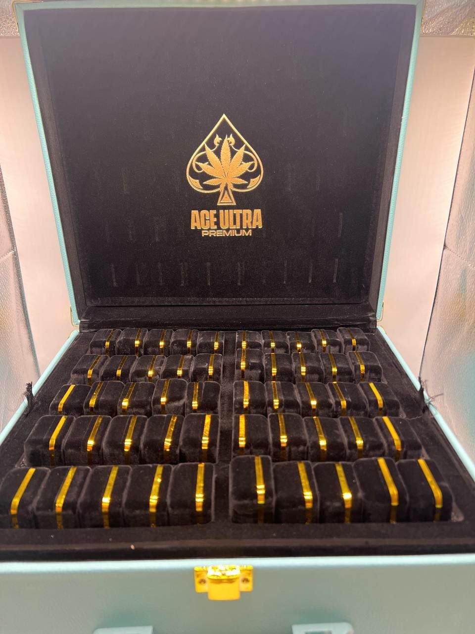 Ace Ultra Premium 2G Live Resin